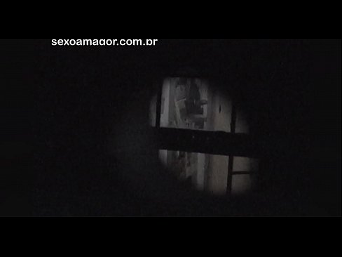 ❤️ Блонди е тајно снимена од воајер од соседството скриен зад шупливи тули ️❌ Руско порно на mk.dreamypassionatespotlight.ru ❤